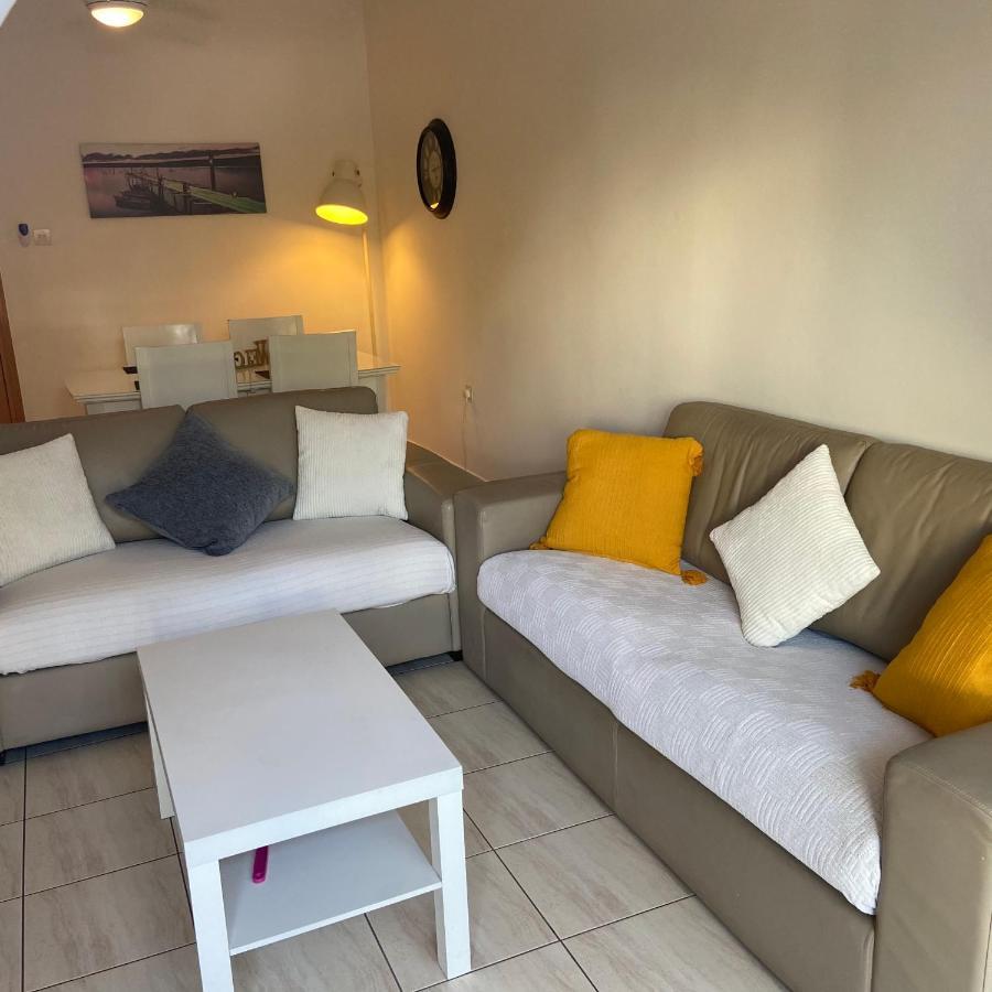 1 Bedroom Garden Flat, Sleeps 4 パ フォス エクステリア 写真
